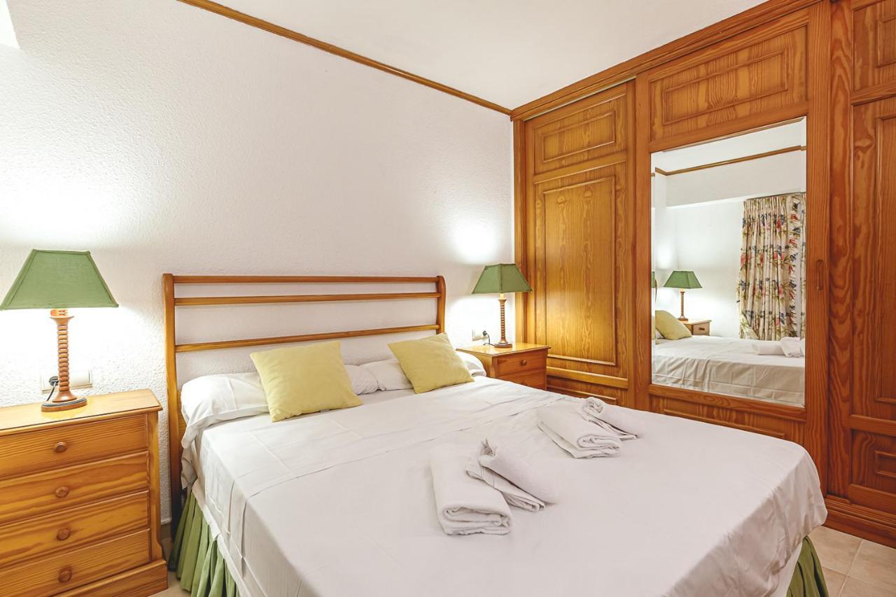 Regina In Playa San Juan With Ac And Pool Appartamento